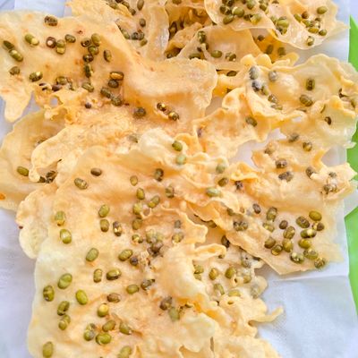 Peyek Kacang Ijo